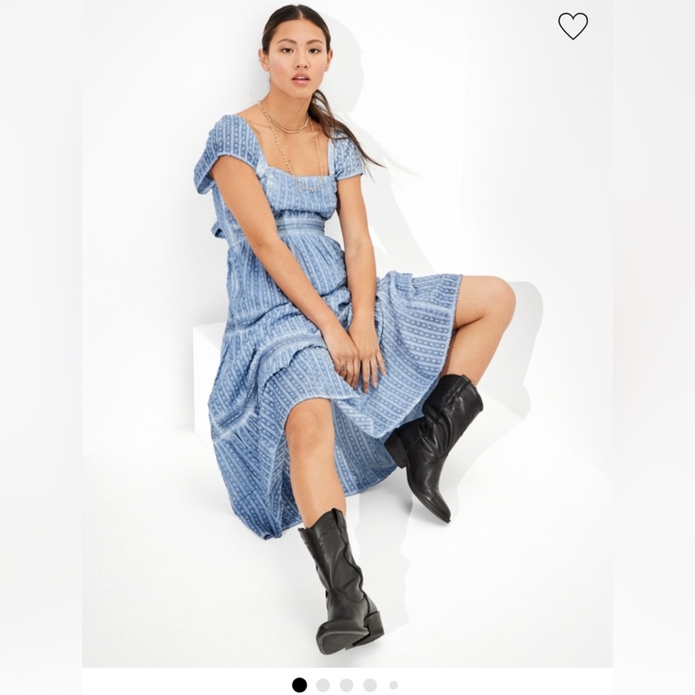 American Eagle EMBROIDERED TIERED MIDI DRESS Size S